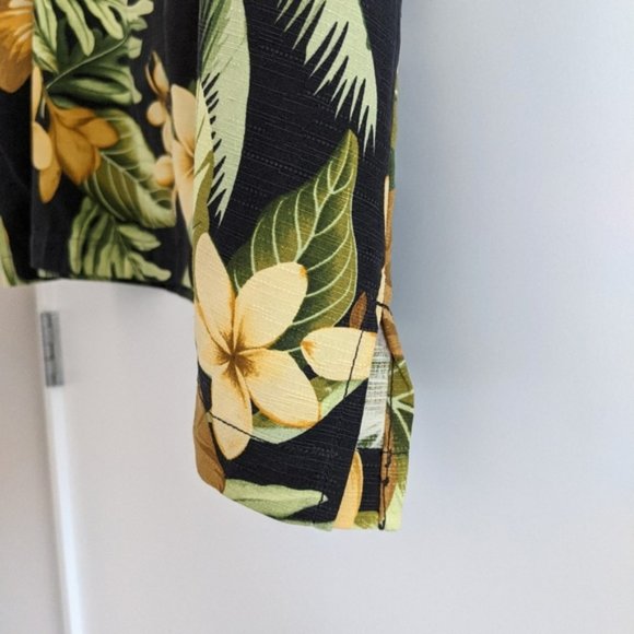 Tommy Bahama silk shirt - Picture 10 of 13